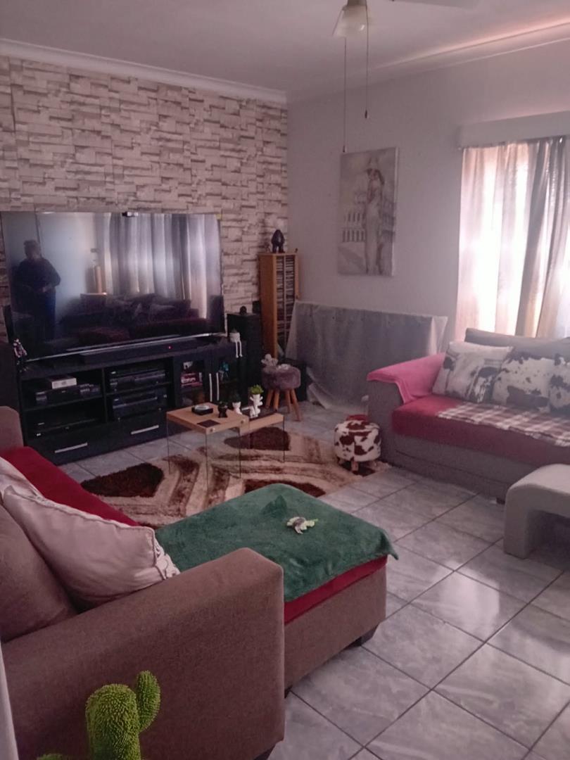 16 Bedroom Property for Sale in North End Eastern Cape